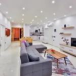 Villa Summery