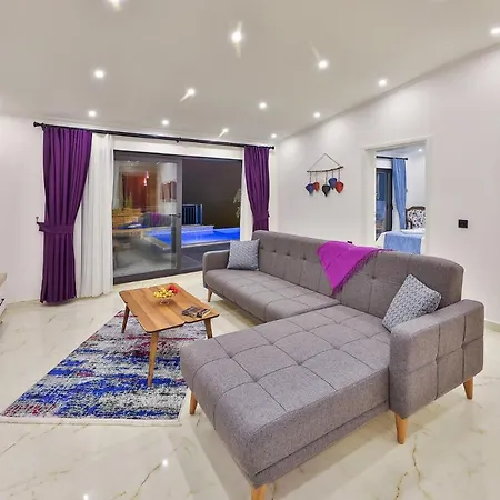 Summery Villa *