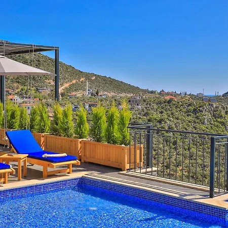 Summery Willa Kalkan